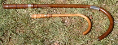 modern crumhorns (alto, bass)