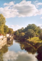 Die Leine, mittelalterliche Stadtgrenze