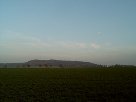 Blick auf den Benther Berg und Northen