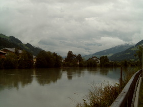 trübe Stimmung an der Salzach