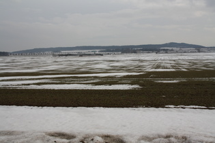 bei Meiers Mühle: Blick auf den Benther Berg