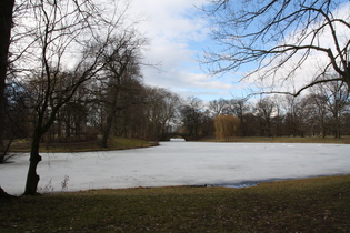 Hannover, Georgengarten, links der Leibniztempel