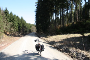 Abfahrt zum Neuen Teich auf suboptimalem Belag