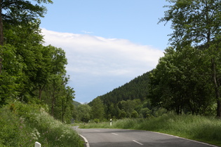 nach Osten abziehende kompakte Bewölkung über dem Siebertal