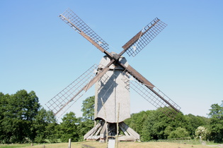 Bockwindmühle Dudensen, in Ruhestellung