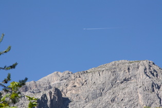 mit Lärm & Dreck am Himmel beginnt der Tag