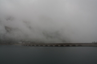 Lago di Fedaia, Weststaumauer, Seeseite