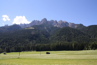 Blick über das Pustertal auf den Neunerkopf