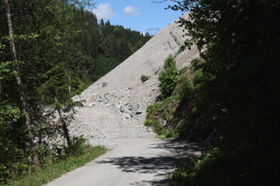 … wegen einer Hangrutschung am 20.02.2010