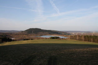 Harzrundweg: Blick nach Norden auf Klärteiche und Sudmerberg