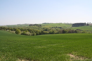 Blick von Kleinenberg nach Osten auf Eichenborn und Wirtshaus Windmühle