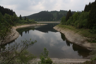 niedriger Wasserstand im Okerstausee