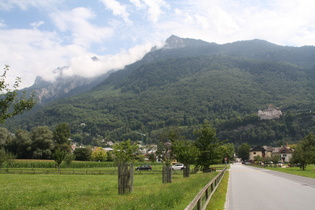 v. l. n. r.: die Drei Schwestern, Hehlawangspitze und Schloss Vaduz