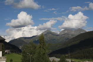 v. l. n. r.: Piz Muraun, Piz Cazirauns und Piz Caschleglia