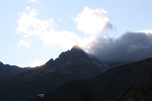 Sonnenuntergang am Gipfel des Culmatsch