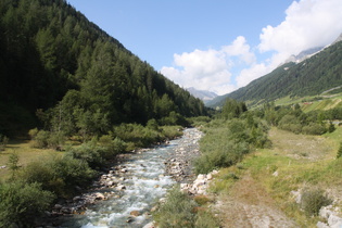 … und Blick flussaufwärts