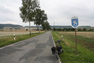 Kreisgrenze östlich von Heyen, Blick nach Westen