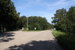 Abzweigung in Osterholz am Rande des TrÜbPl Bergen, …