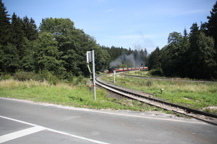 natürlich war die Schranke gerade mal wieder unten …