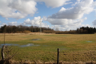 südlich von Velber, Blick nach Osten