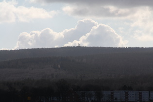 Zoom auf die Flugsicherungsanlage auf dem Höfeler