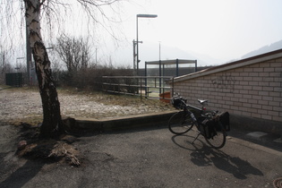 Bahnhof Oker, der Harz liegt im Dunst