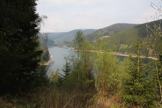 Ohratalsperre, Stausee, Blick vom Weg oberhalb des Südufers aus