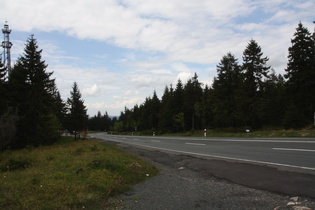 Stieglitzecke, Blick über die B242 nach Westnordwesten