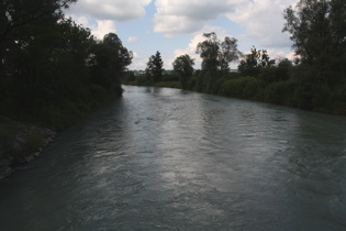 die Loisach zwischen Ohlstadt und Eschenlohe, Blick flussabwärts nach Norden