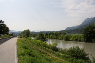 Etschtal, Blick nach Süden – und die Berge sehen da schon recht niedrig aus