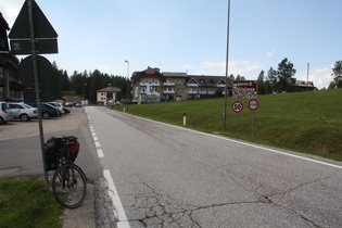 Karerpass, Passhöhe