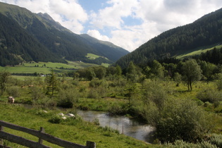 Knick des Pensertals bei Weissenbach