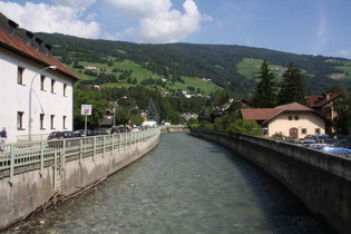 die Eisack in Sterzing, Blick flussaufwärts