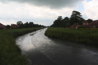 der Südgeorgsfehnkanal, Blick nach Westen