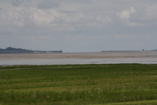 Zoom Richtung Nordsee, links im Bild Luftspiegelungen