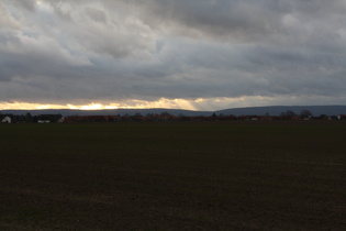 Blick über Northen zum Deister