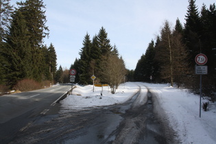 so sieht Winterdienst auf Nebenstraßen aus