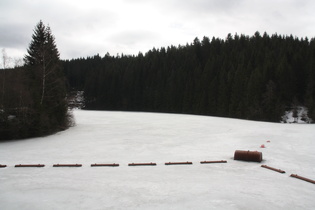 Okertalsperre, Blick von der Vorstaumauer auf das Oberwasser