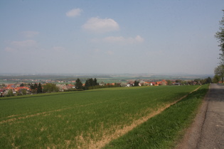 Blick über Bantorf nach Osten