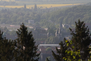 v. l. n. r.: Bahnhof, Ratsgymnasium, St. Jakobus der Ältere, Neuwerkkirche