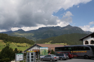 Blick von Nauders auf v. l. n. r.: Piz Malmurainza und Piz Mundin