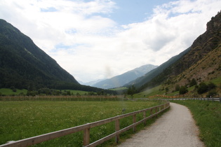 Münstertal, unteres Ende bei Laatsch, Blick nach Westen