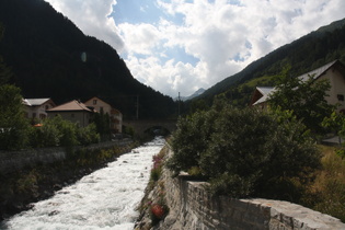 die Susasca in Susch, Blick flussaufwärts ins Val Susasca