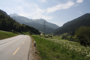 zwischen Savognin und Tinizong, Blick auf die Talstufe