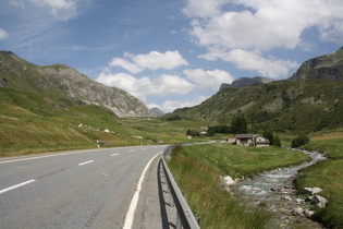 Julierstraße und Julia, Blick nach Osten