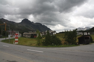 Blick über Maloja auf den Piz Lagrev