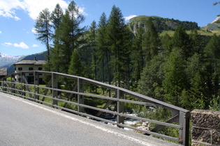 der Hüscherenbach oberhalb von Splügen, Blick flussabwärts