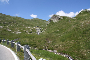 der Maseggbach etwas weiter oben, Blick flussaufwärts