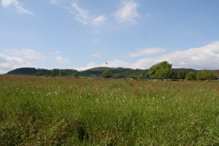 >zwischen Fürstenau und Bödexen, Blick zum Köterberg