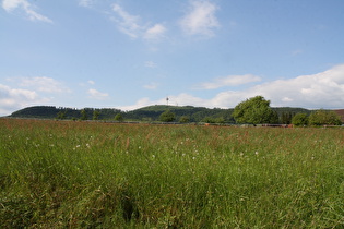 >zwischen Fürstenau und Bödexen, Blick zum Köterberg